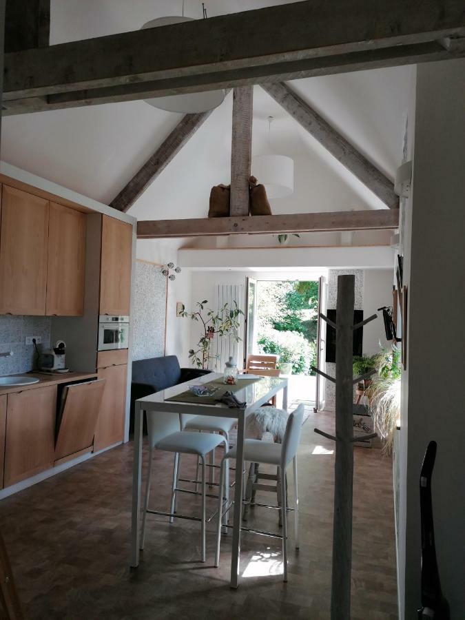 Logement En Campagne Urville-Nacqueville 외부 사진