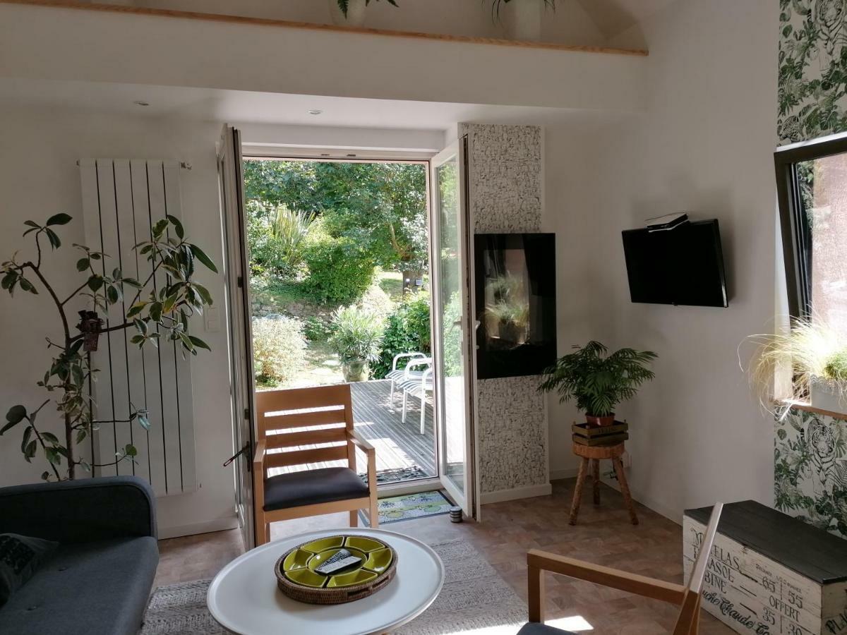 Logement En Campagne Urville-Nacqueville 외부 사진